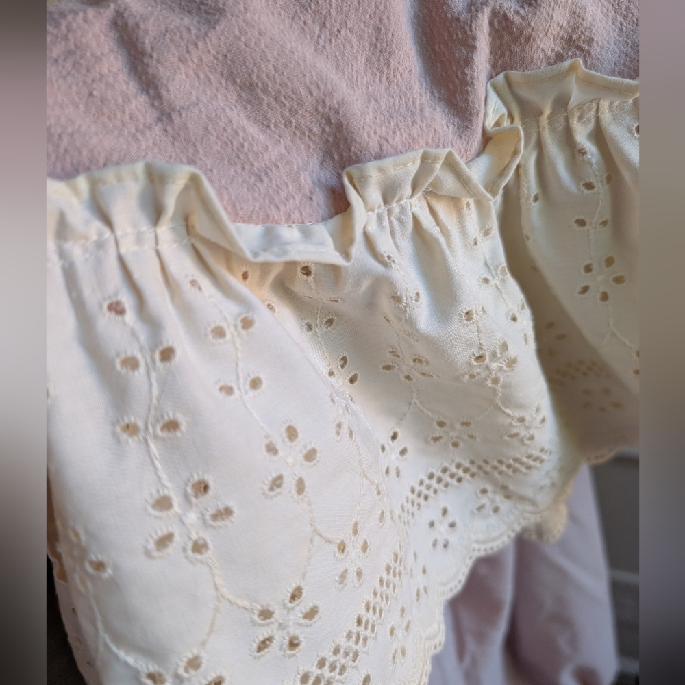 Jenny Ruffled Granny Bloomers - Dusty Pink + Antique Beige - Picture 2 of 5